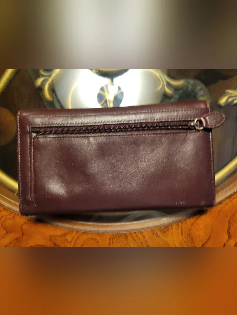Etienne Aigner true authentic